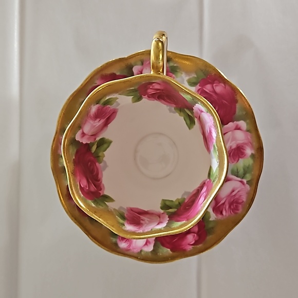 Antique "Old English Rose" by Royal Albert, cup and saucer. - Picture 3 of 8
